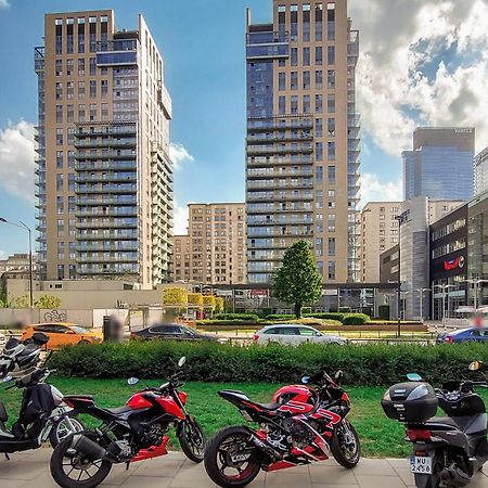 Lumina Spacious Apartment Near The Railway Station Varsovia Exterior foto